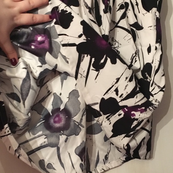 5 for $25 Cato Girls XL Floral Skirt - Picture 4 of 6